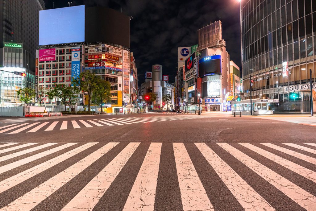 緊急事態宣言下の渋谷の交差点